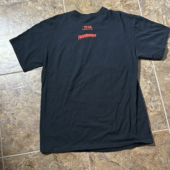 Hulk Hogan TNA Tee - Picture 2 of 5